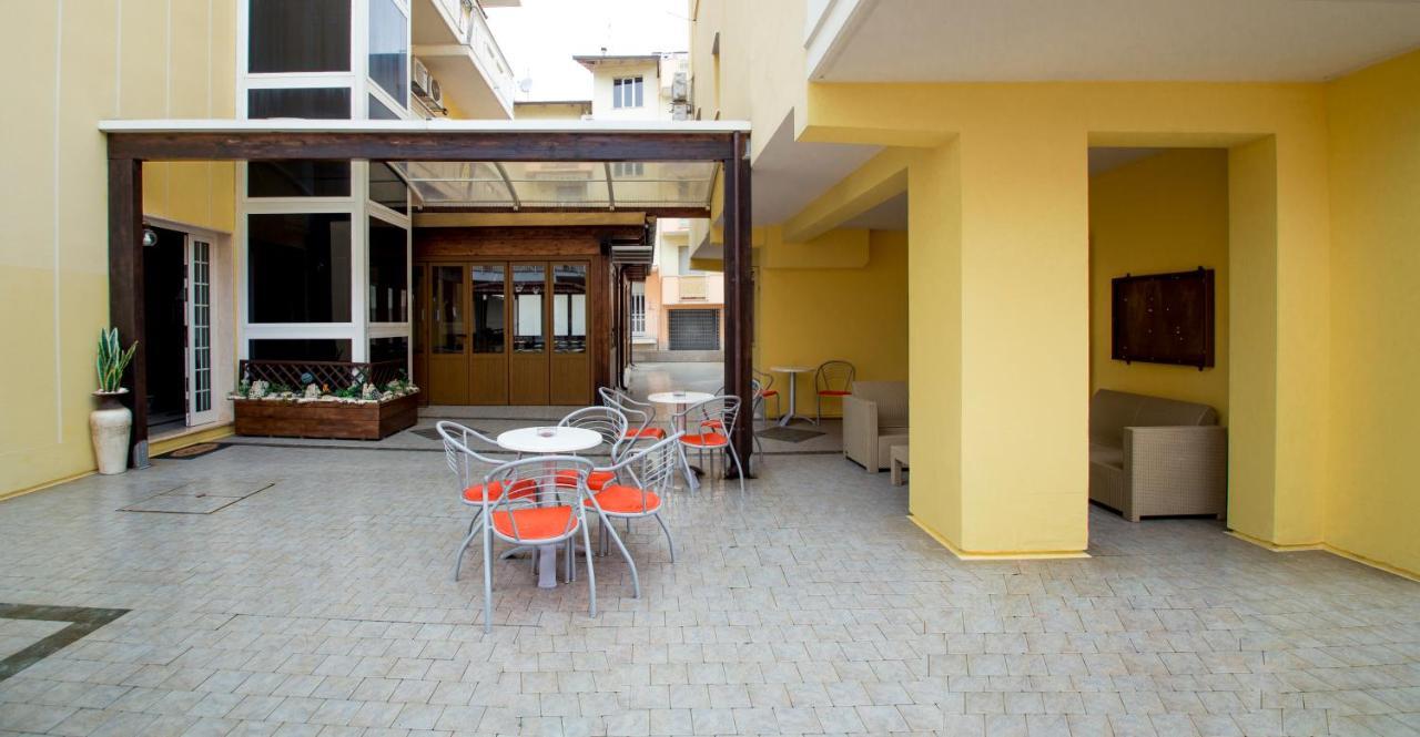 Albergo Il Veliero Pineto Exterior foto